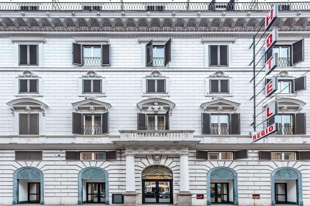 Raeli Hotel Regio Roma Esterno foto
