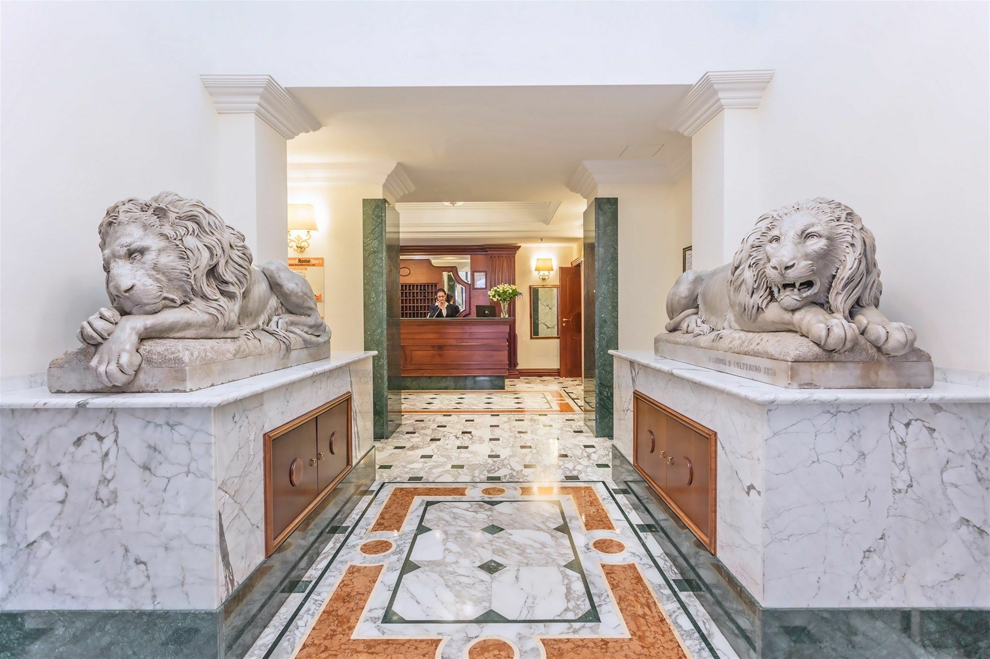 Raeli Hotel Regio Roma Esterno foto