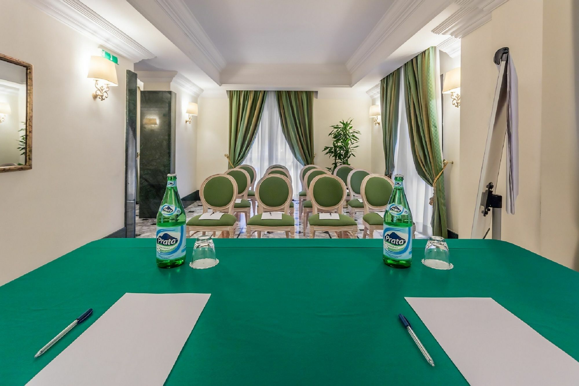 Raeli Hotel Regio Roma Esterno foto